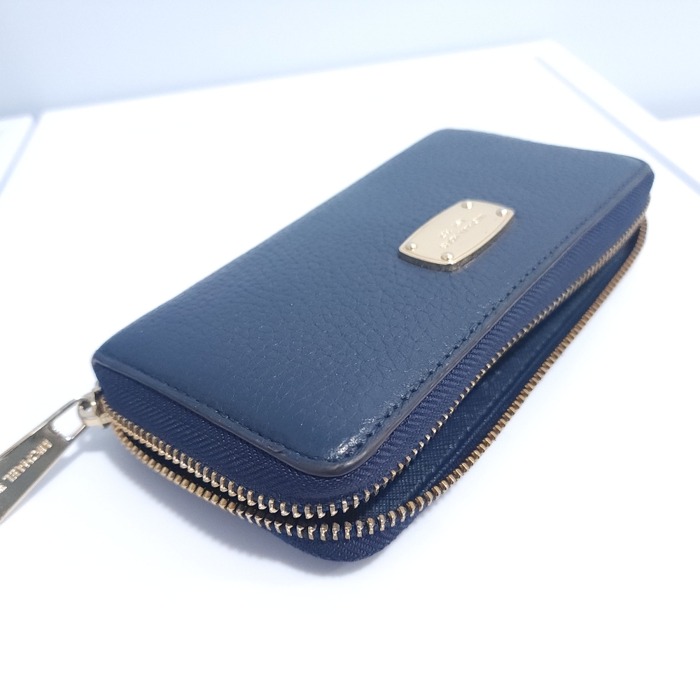 MK wallet, Michael Kors wallet, Used - Good Condition